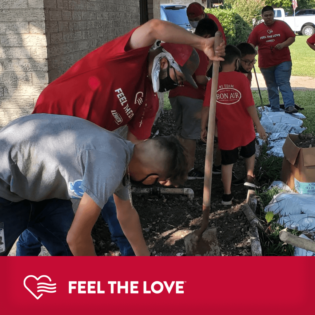 22 LNX FTL Social 14 Feel The Love - 2025